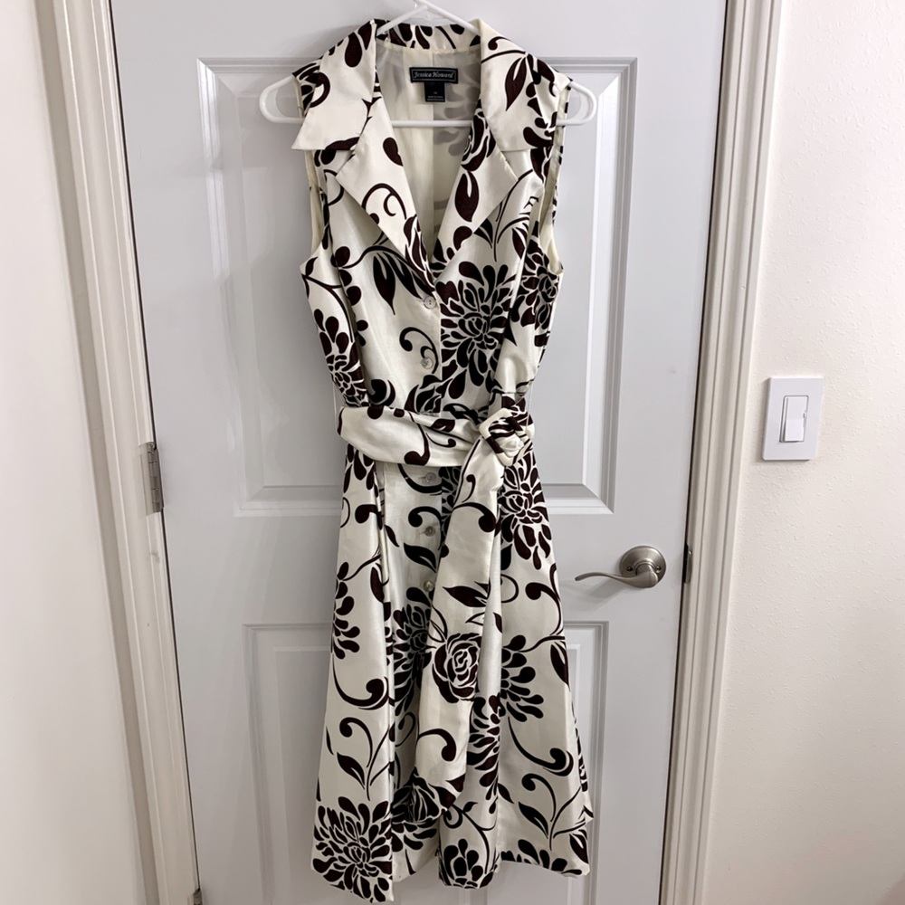 Sleeveless Floral Dress with Belt
